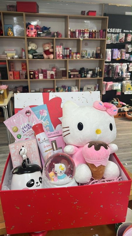 بوكس هدايا كيتي الفاخر 🎀🐱